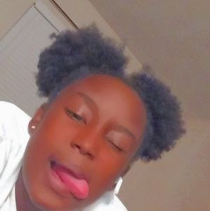 Meet your Posher, Mikaiah